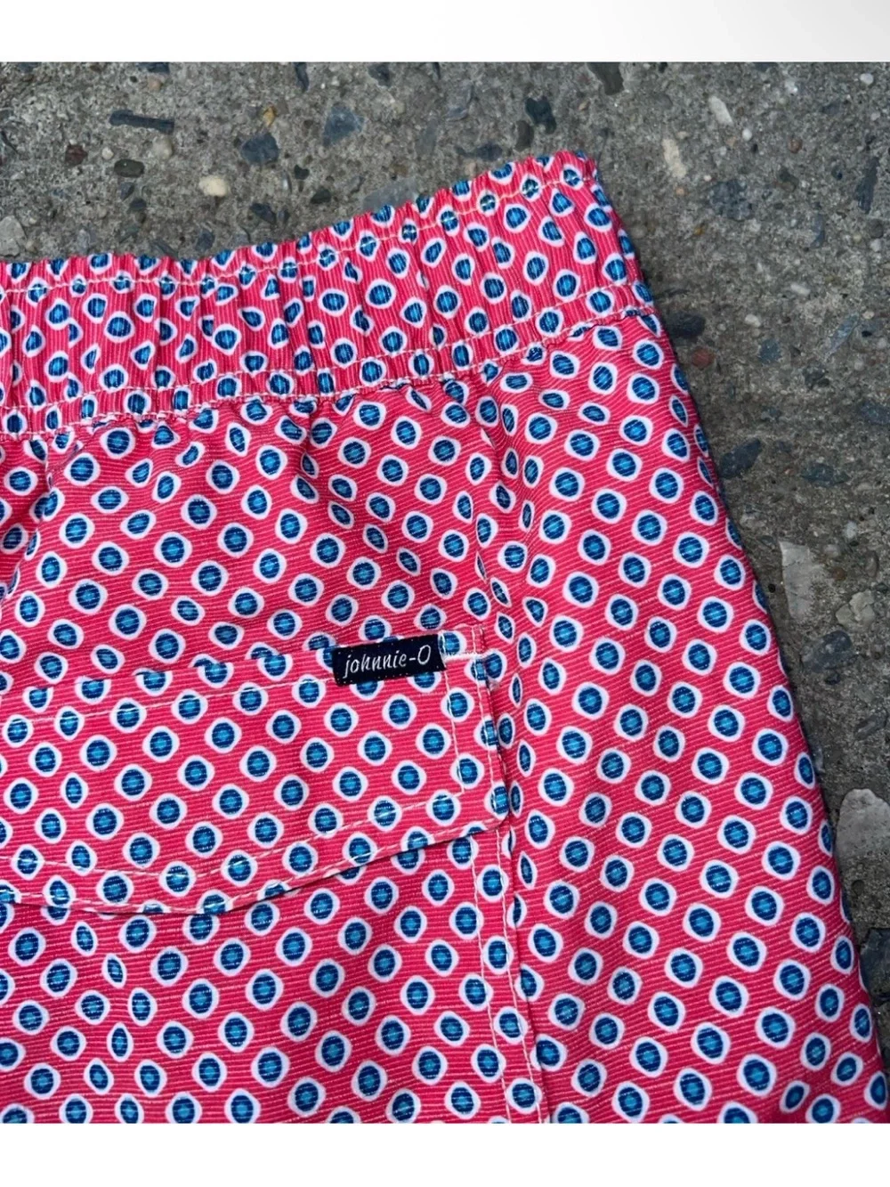 Johnnie O Karratha Swim Trunks Mens M Red Blue Circular Geometric Board Shorts